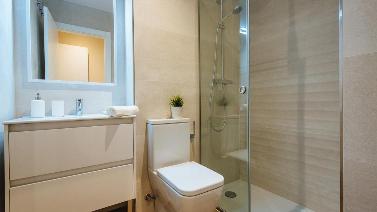 San Martin Suites Apartments Sevilla Bagian luar foto