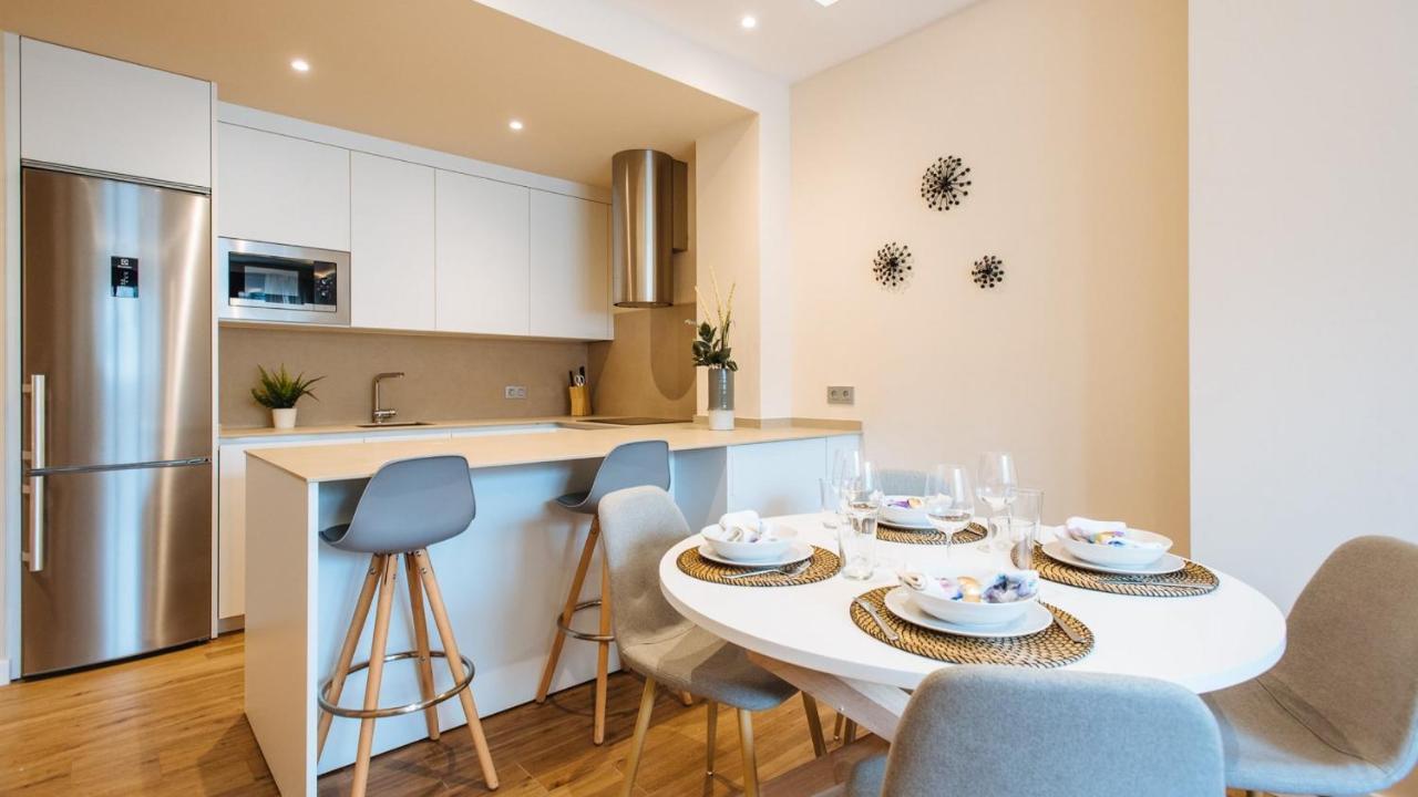 San Martin Suites Apartments Sevilla Bagian luar foto